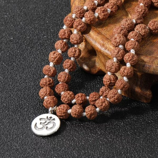 Japa mala rudraksha dorado 108 cuentas