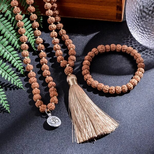 Japa mala rudraksha dorado 108 cuentas