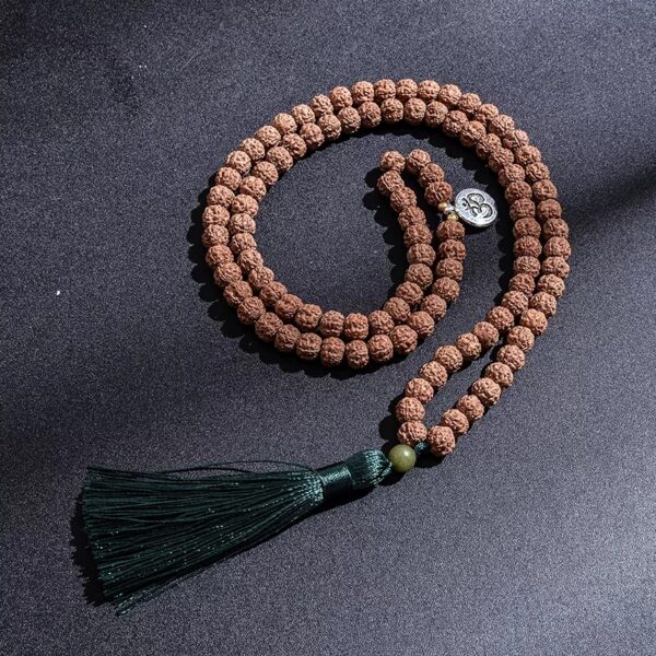 Japa mala rudraksha verde 108 cuentas